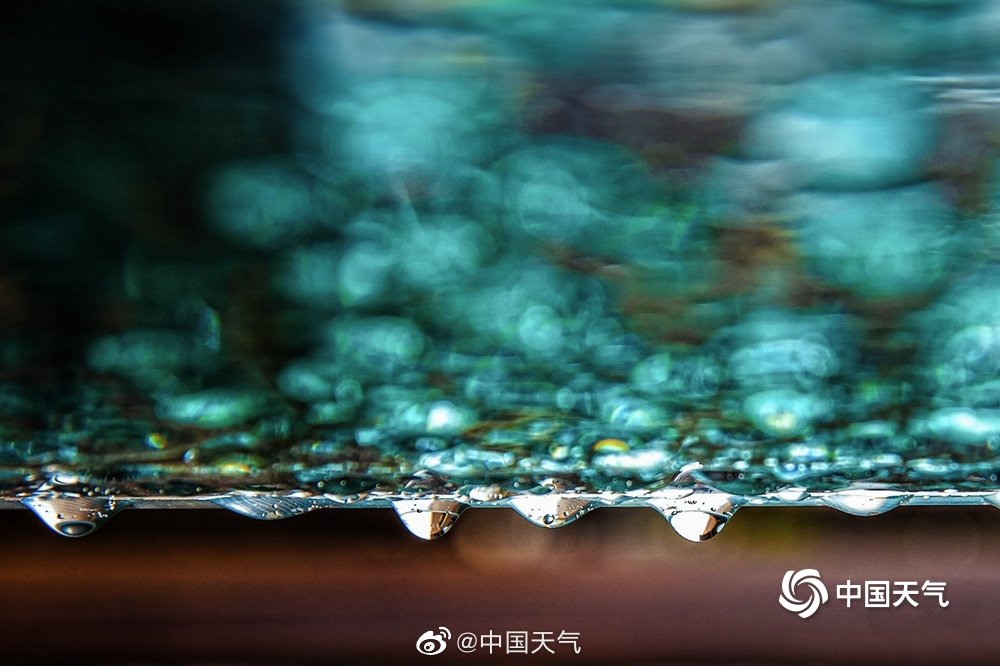 雨势终于开始减弱 第12号台风“奥麦斯”即将登场2